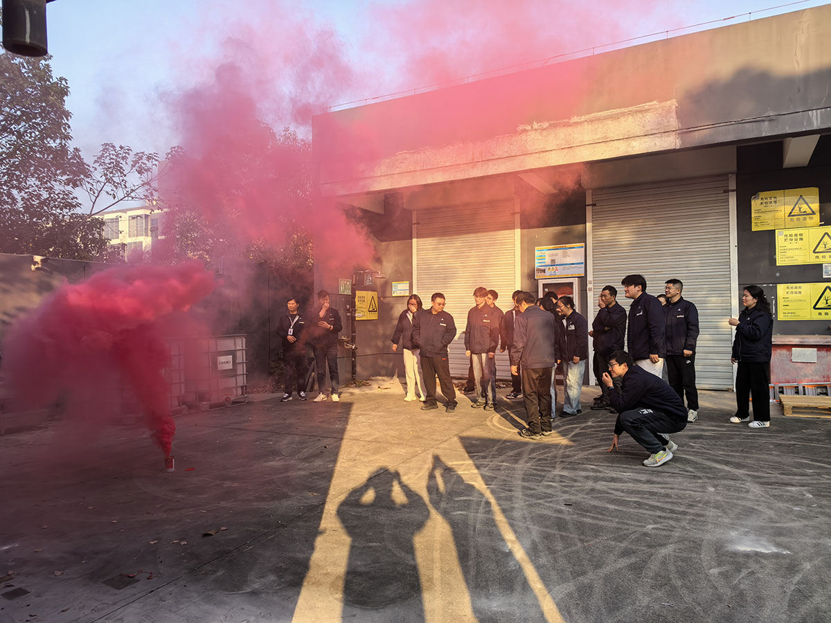 南京康尼科技開展消防實戰演練，沉浸式體驗筑牢“防火墻”